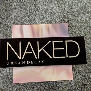 Brand new Urban Decay NAKED Pallet